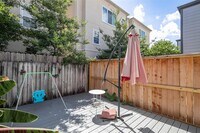 5014 Glenmont Dr photo'