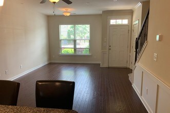 7875 Allscott Way in Raleigh, NC - Building Photo - Building Photo