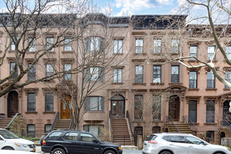 40 Sterling Pl in Brooklyn, NY - Building Photo - Building Photo