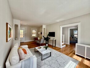 21 Upcrest Rd in Boston, MA - Building Photo - Building Photo