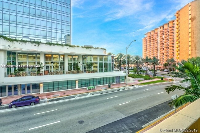 property at 2924 Collins Ave