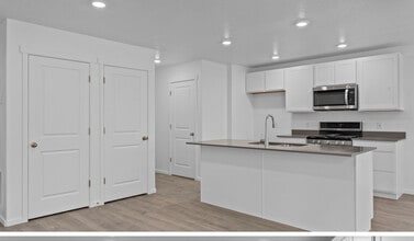 487 N Scuttlebutt Ln in Saratoga Springs, UT - Building Photo - Building Photo