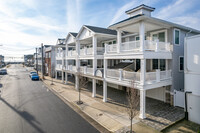 20 S Douglas Ave in Margate City, NJ - Foto de edificio - Building Photo