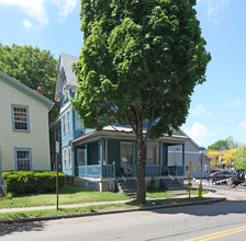 375 Alexander St in Rochester, NY - Building Photo - Building Photo