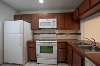 4502 N Federal Hwy, Unit 221C in Lighthouse Point, FL - Building Photo - Building Photo