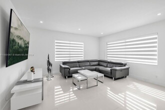 5271 NW 4th Terrace in Miami, FL - Building Photo - Building Photo