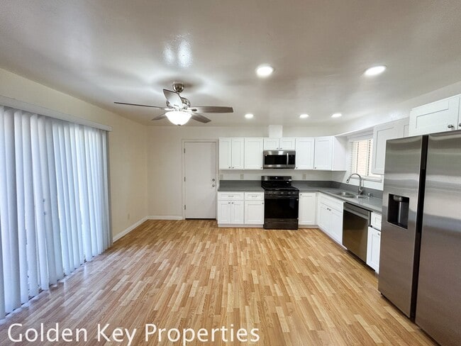 940 Edwina Way in Encinitas, CA - Building Photo - Building Photo