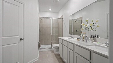 2975 Maloof Dr in Davenport, FL - Building Photo - Building Photo