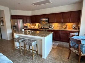 1122 Oro Ridge in Palm Springs, CA - Building Photo - Building Photo