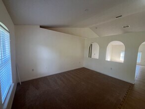 3 Longfellow Dr in Palm Coast, FL - Building Photo - Building Photo