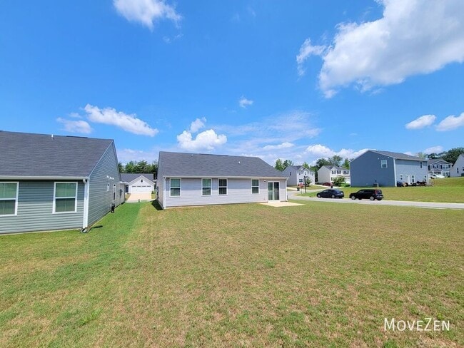 201 Ingram Ln in Piedmont, SC - Building Photo - Building Photo