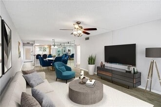 2404 Antigua Cir in Coconut Creek, FL - Building Photo - Building Photo