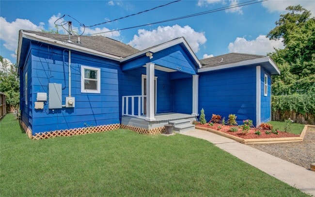 property at 2712 Link Rd