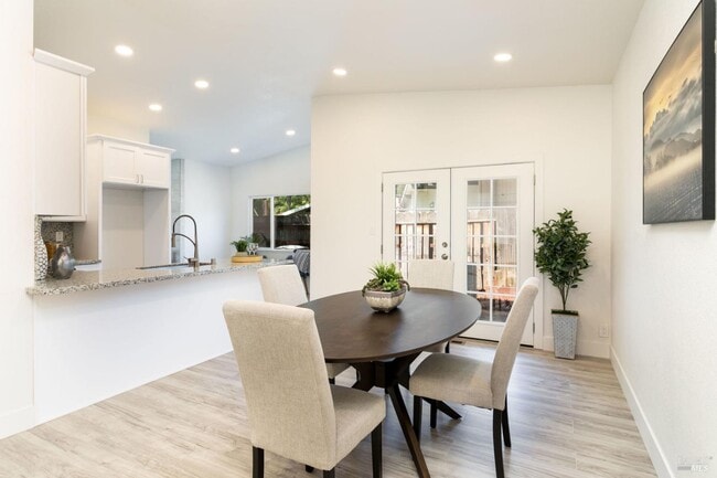 142 Anita Ct in Vacaville, CA - Building Photo - Building Photo