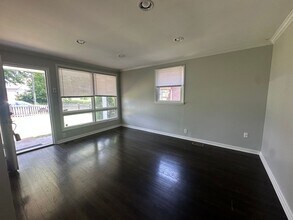 320 Arrington St in Nashville, TN - Building Photo - Building Photo