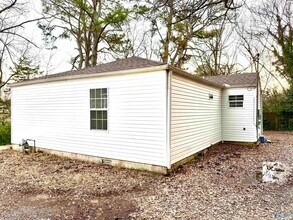 1316 Starnes St in Guntersville, AL - Building Photo - Building Photo