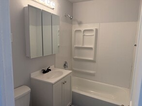 706 S Hunter in Wichita, KS - Building Photo - Building Photo