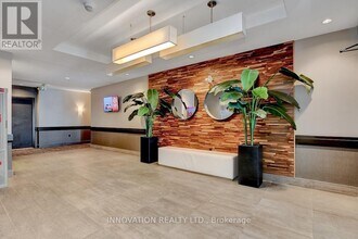 120 Prestige Cir in Ottawa, ON - Building Photo - Building Photo