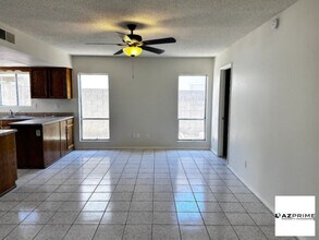 5346 W Sunnyside Dr in Glendale, AZ - Building Photo - Building Photo