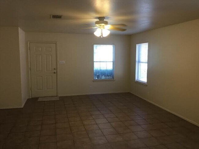 9001 Kimono Ridge Dr in Austin, TX - Building Photo - Building Photo