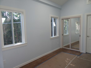 1810 Stearns Dr in Los Angeles, CA - Building Photo - Building Photo