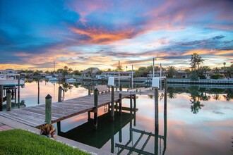 2822 W Vina Del Mar Blvd in St Pete Beach, FL - Foto de edificio - Building Photo