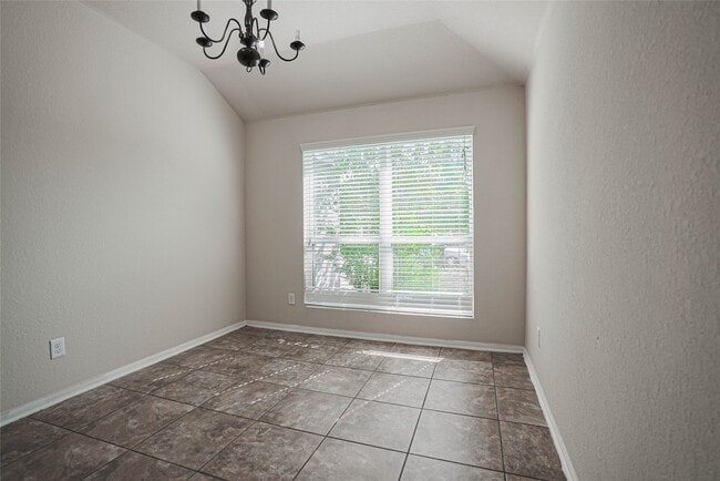 3050 Thicket Path Way