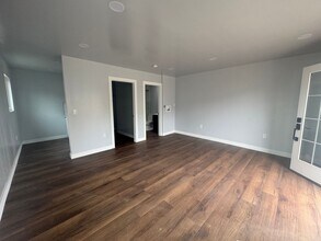 1900 N Bellflower Blvd in Long Beach, CA - Building Photo - Building Photo