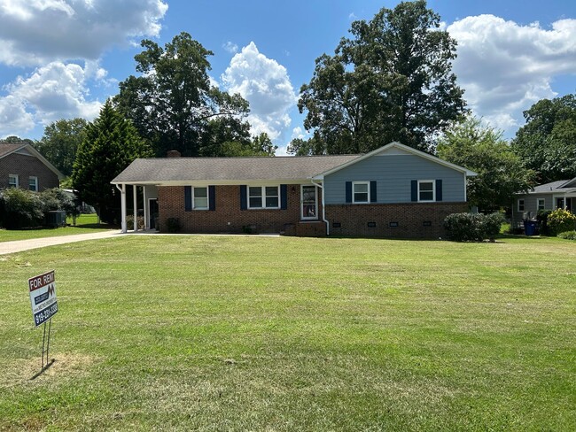 property at 4000 Haithcock Rd