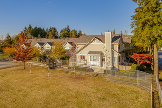 10523 148 St in Surrey, BC - Building Photo - Building Photo