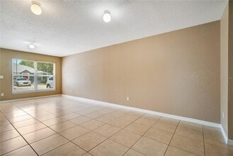 825 Douglass Ave in Oviedo, FL - Building Photo - Building Photo