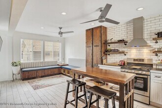 903 Ocean Ave N in Belmar, NJ - Foto de edificio - Building Photo