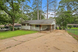 1906 Carolyn Ln in Pearl, MS - Building Photo - Building Photo