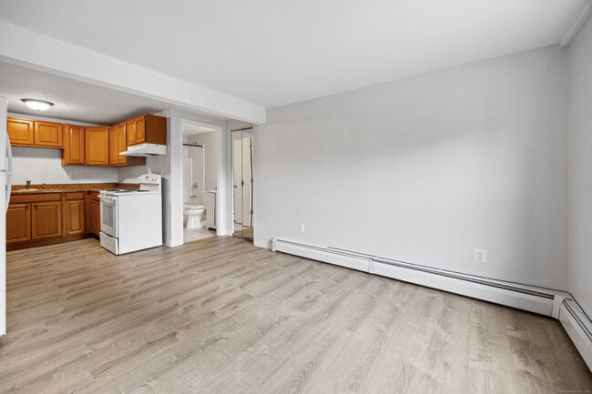 9 Guiel Pl in Meriden, CT - Building Photo - Building Photo