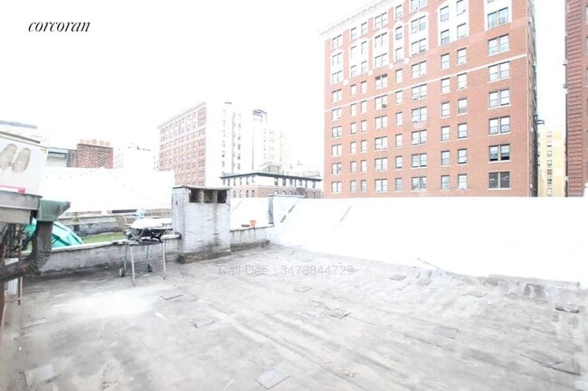 868 W End Ave in New York, NY - Foto de edificio - Building Photo