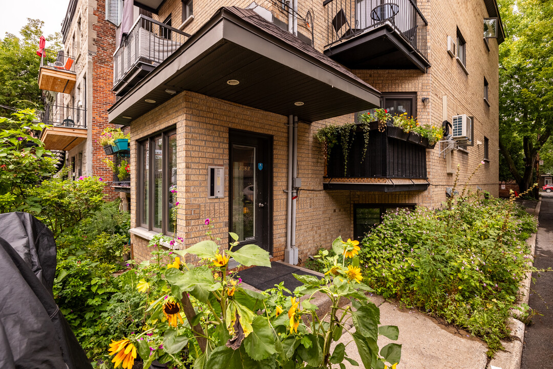 1825 Panet Rue in Montréal, QC - Building Photo