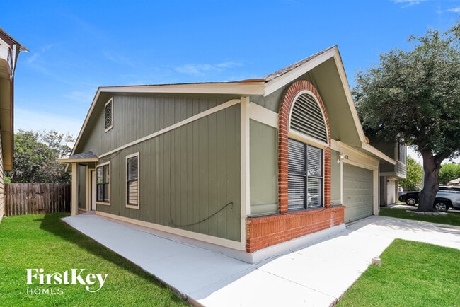 9419 Valley Rock in San Antonio, TX - Building Photo - Building Photo