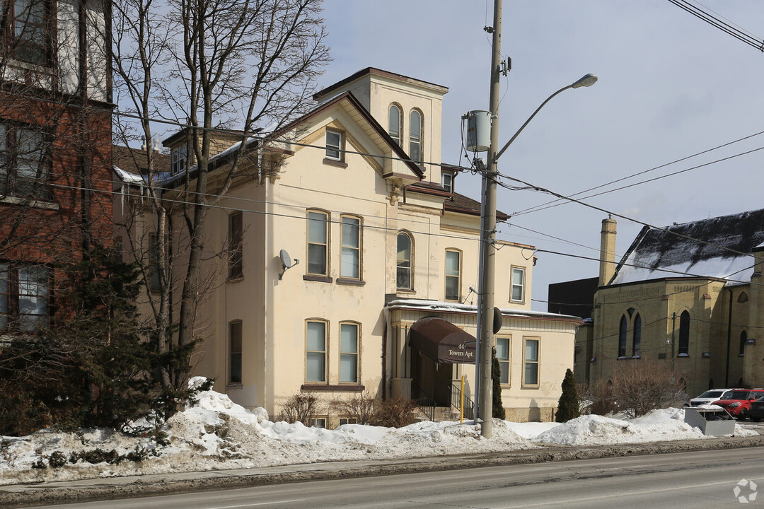 Weber in Kitchener, ON - Building Photo