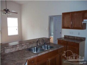 5121 Cocoa Dr in Pensacola, FL - Building Photo - Building Photo