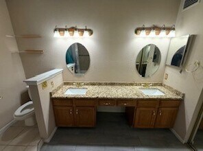 2610 Encina Dr in Irving, TX - Building Photo - Building Photo