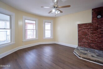 22 Swan St in Schenectady, NY - Building Photo - Building Photo