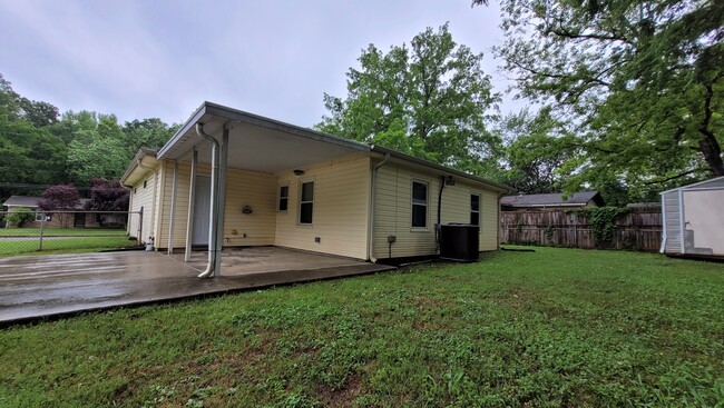 4524 Baywood Dr SW in Huntsville, AL - Building Photo - Building Photo