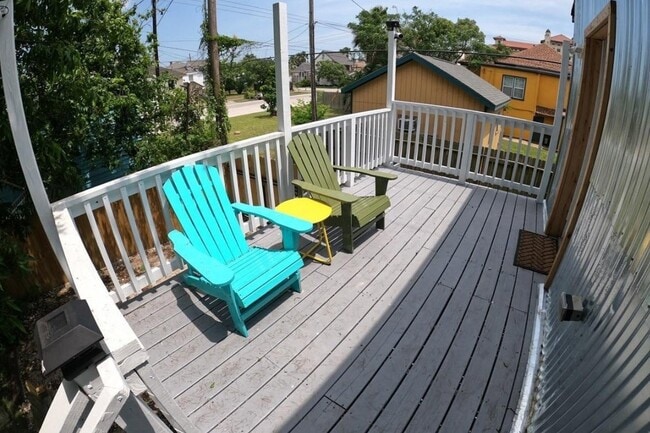 property at 2009 Avenue O