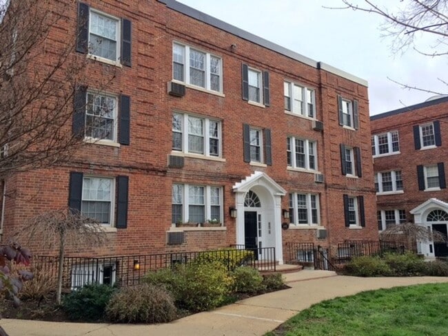 property at 4481 MacArthur Blvd NW