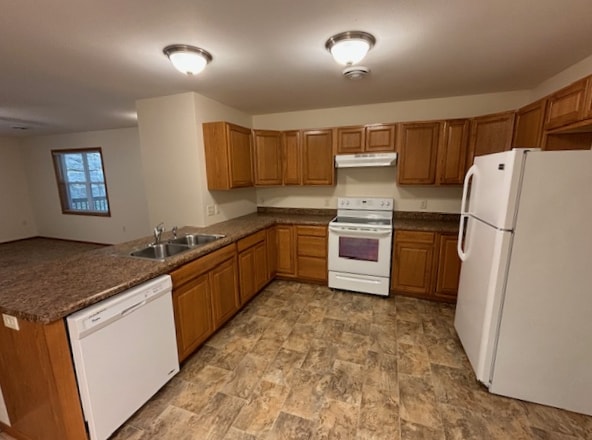 3012 Timber Ter, Unit 2 in Menomonie, WI - Building Photo - Building Photo