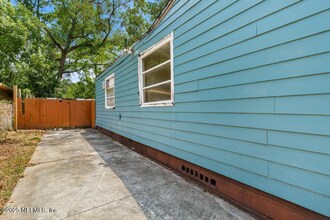 2892 Gilmore St in Jacksonville, FL - Building Photo - Building Photo