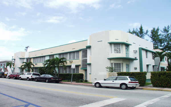 1235 Meridian Ave in Miami Beach, FL - Foto de edificio