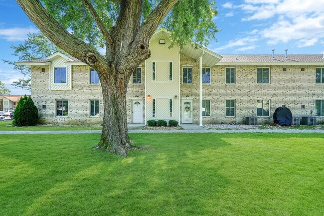property at 24 El Camino Ct