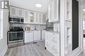 34 Barrington Ave in Toronto, ON - Building Photo - Building Photo