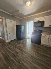 2723 6th Ave-Unit -2723 Apt 1 in Rock Island, IL - Building Photo - Building Photo